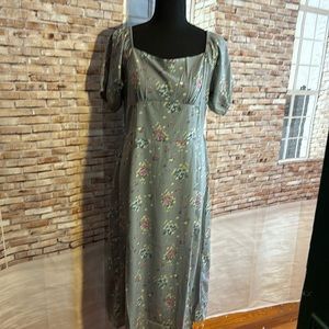 Disney ladies Jasmine inspired dress size L